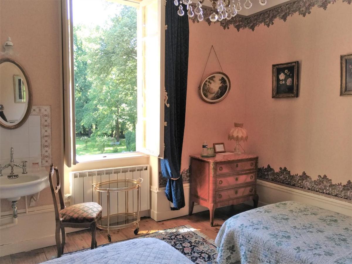 Chateau De La Vernede, La Grande Vernede Saint-Rémy-de-Chargnat Екстериор снимка